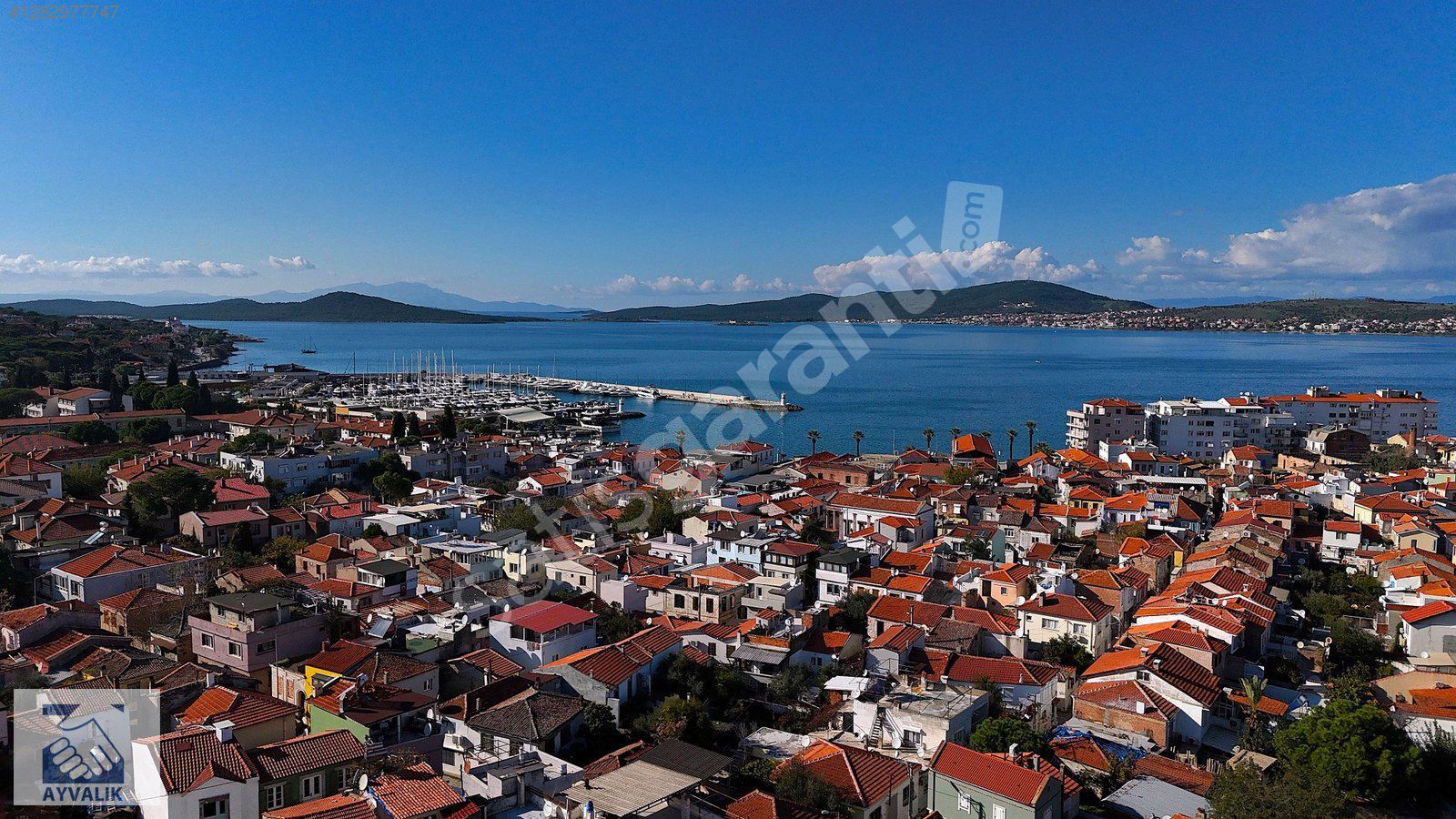 TURYAP'tan Ayvalık Marina'ya 5dk Mesafede Satılık Taş Ev