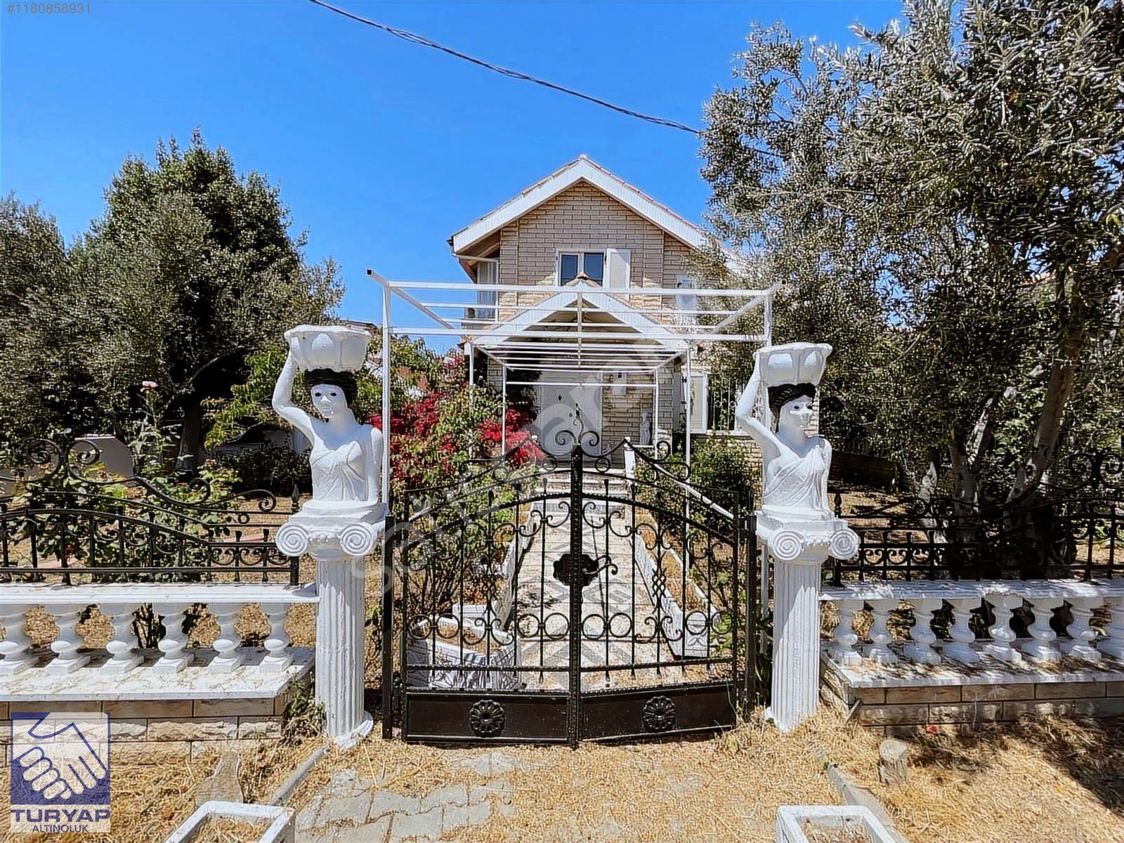 TURYAP ALTINOLUK'TAN ÖZEL MİMARİLİ 5+1 MÜSTAKİL VİLLA