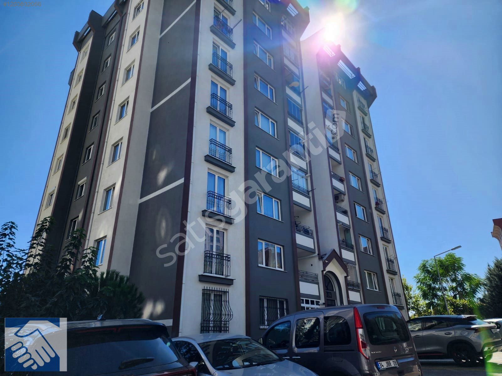 Başakşehir İstinye Sitesinde 115m² 3+1 Satılık Daire