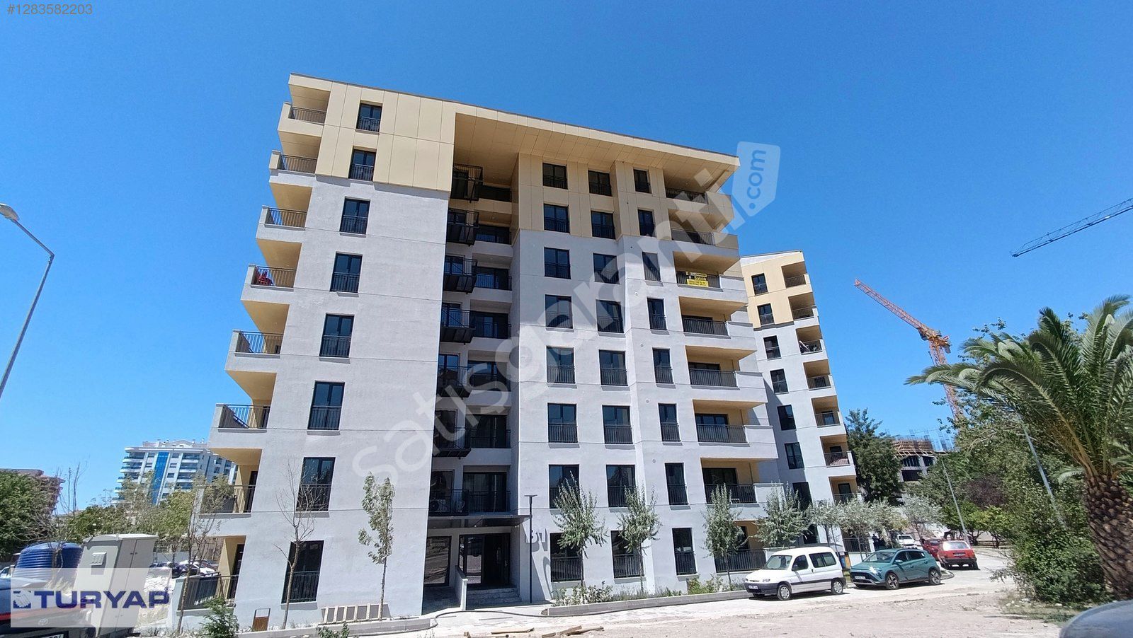 Bayraklı Osmangazi Mah.'de Ebeveyn Banyolu 3+1 Lüks Sıfır Daire