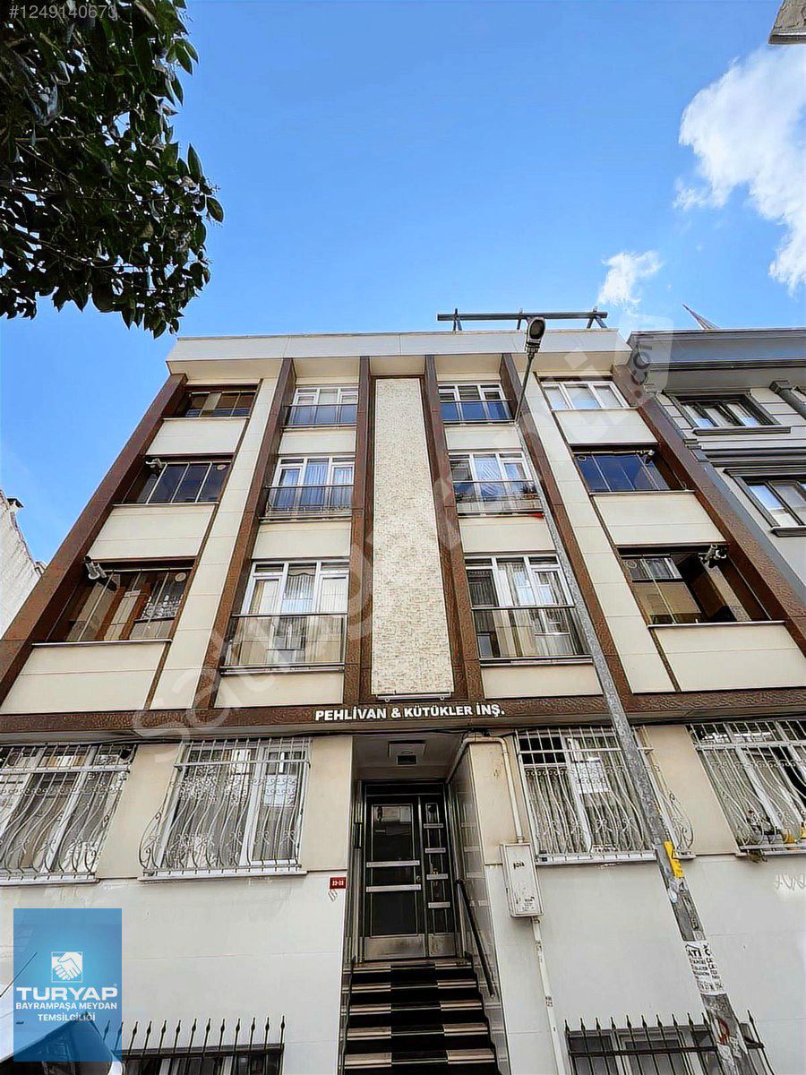 TURYAP'TAN BAYRAMPAŞA ORTA MAH. SATILIK 100m2 2+1 DAİRE