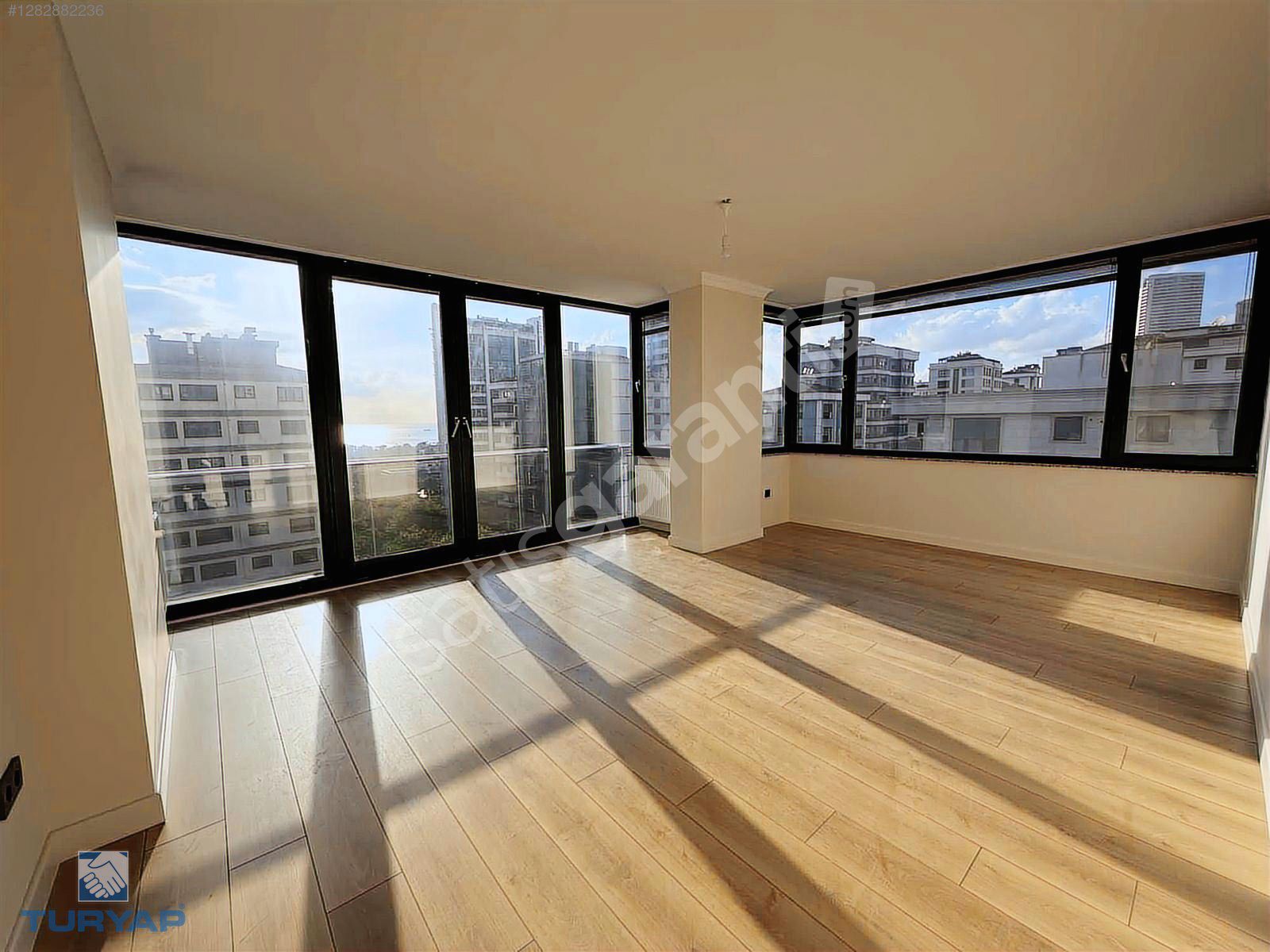 TURYAP'TAN BAĞDAT CADDESİ YAKINI KISMİ DENİZ MANZARALI GENİŞ 2+1