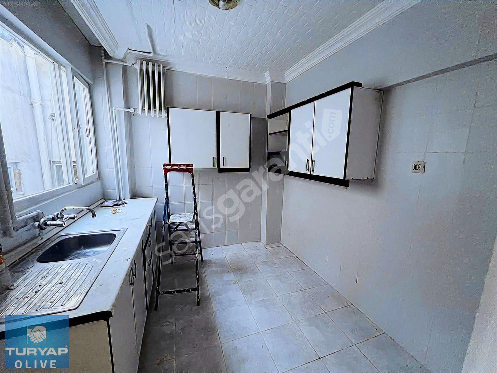 Bilaş Sitelerinde Tam Tadilatlı 2+1 Kiralık Daire