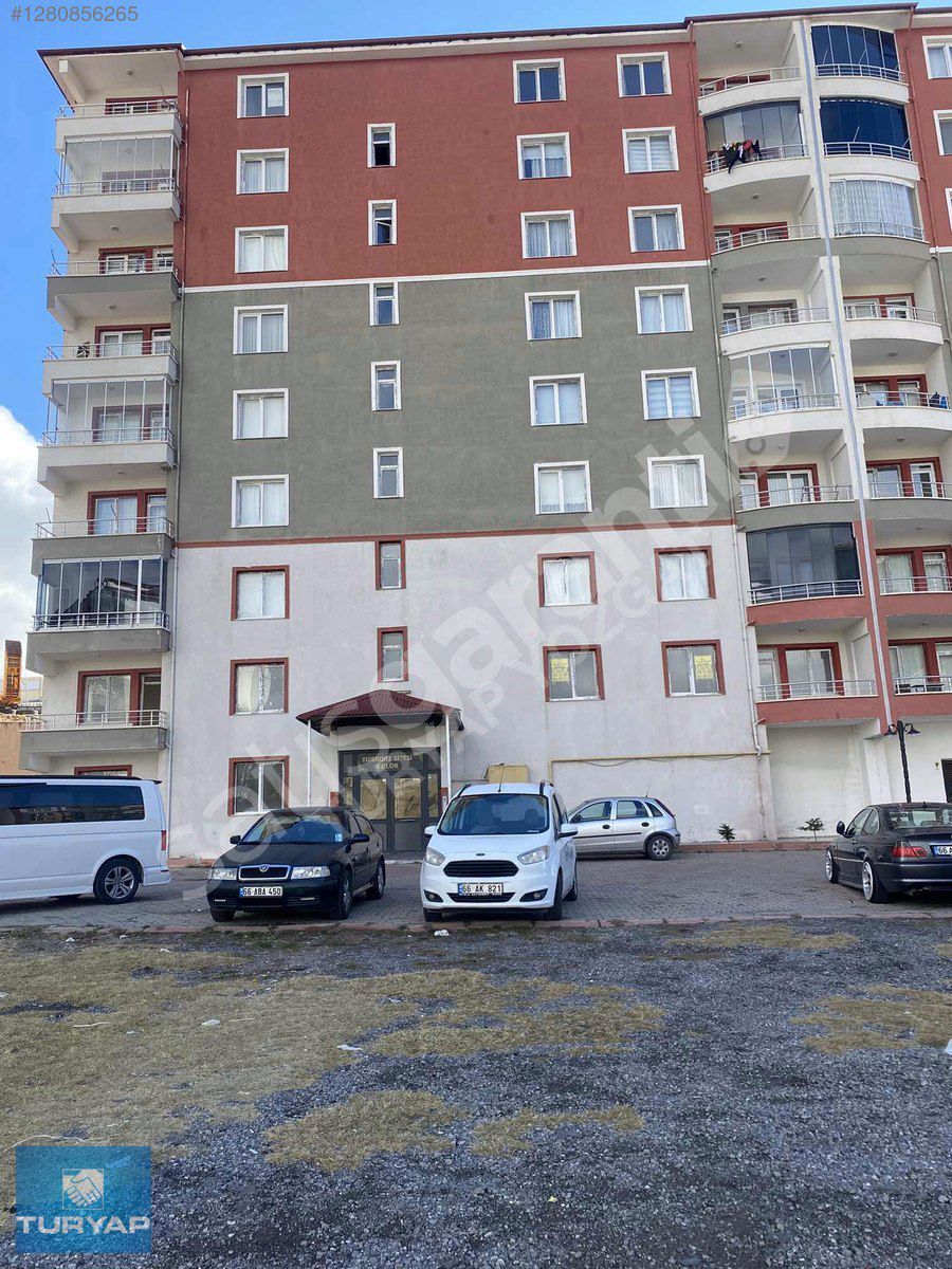 TURYAP EMLAKTAN SATILIK TURKUAZ SİTESİNDE 4+1 DAİRE