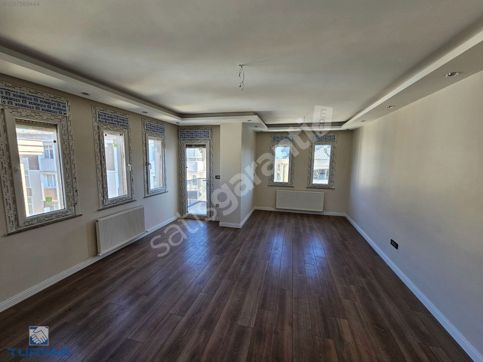 YEŞİLKÖY MÜKEMMEL KONUM 4+2 210 M2 YENİ DUPLEX