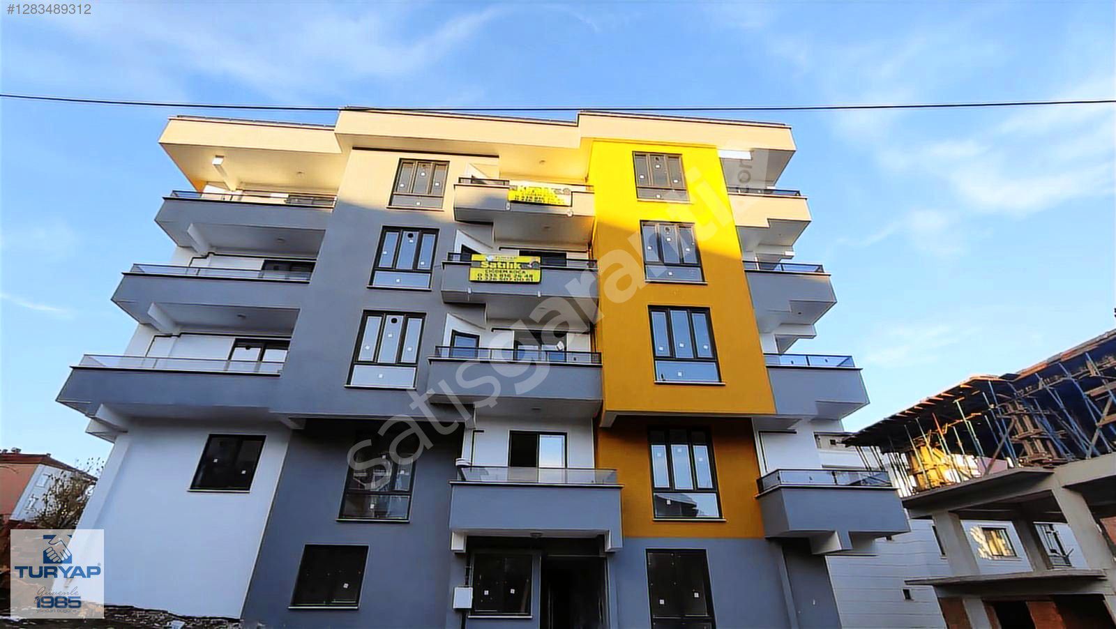 Turyaptan Çiftlikköy'den Çiftlik'de Satılık 1+1 Geniş Daire