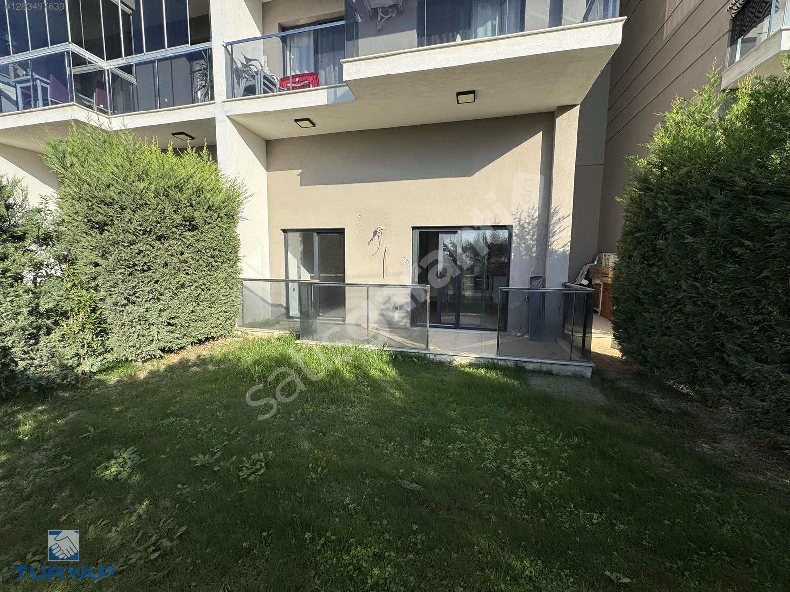 TORBALI DA HAVUZLU GÜVENLİKLİ SİTEDE KİRALIK BAHÇELİ 1+1 DAİRE