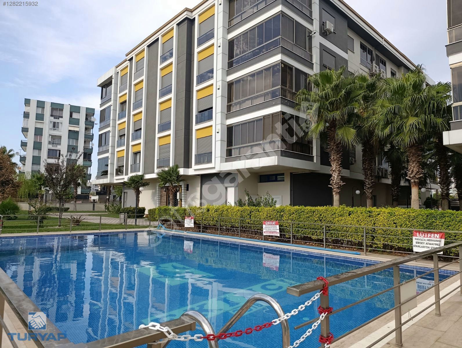 TORBALI'DA EKİNCİ URLA EVLERİ SİTESİNDE SATILIK ULTRA LÜKS DAİRE