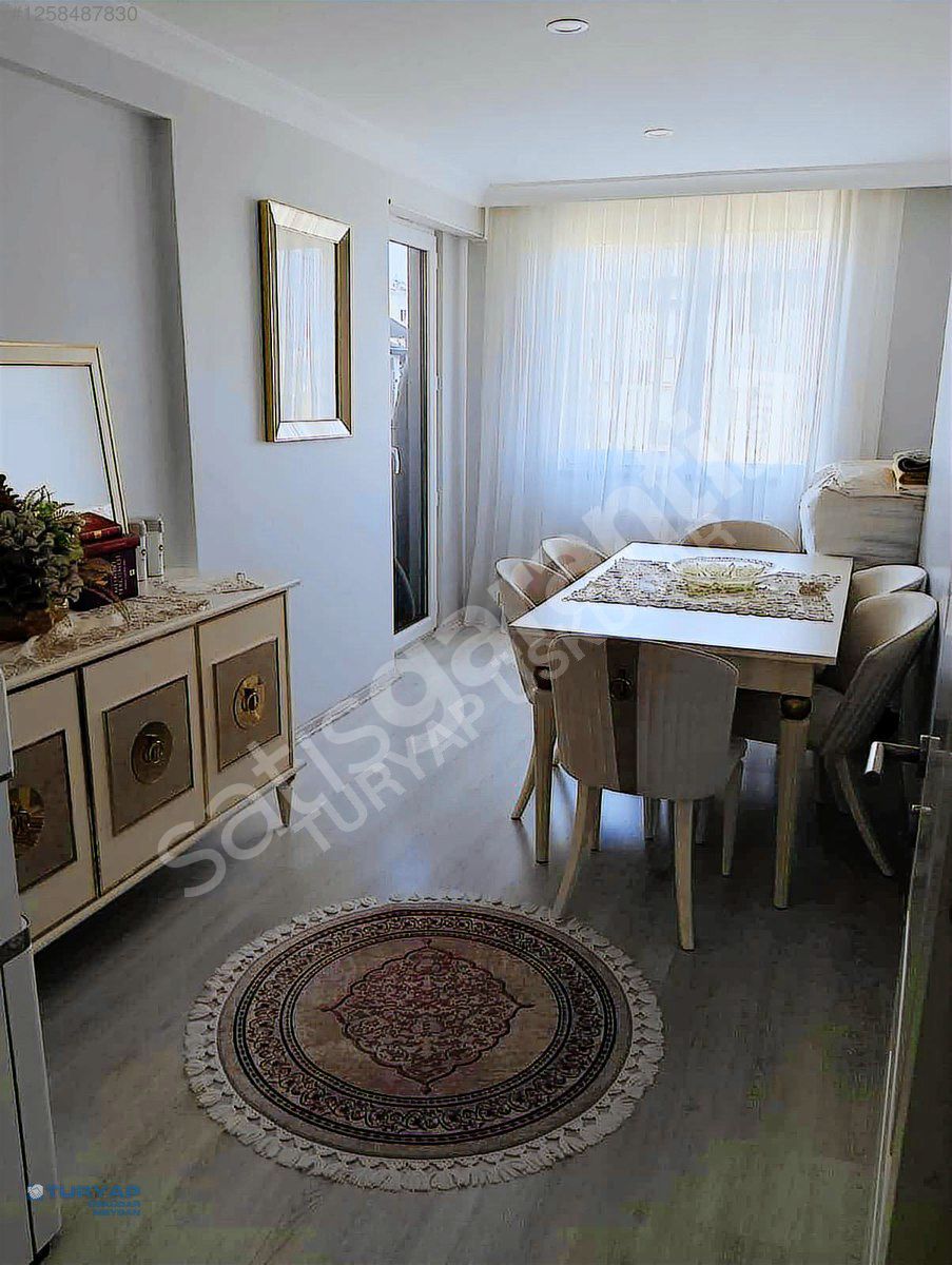 ÇENGELKÖY BAHÇELİEVLER YENİ BİNADA SATILIK 2+1