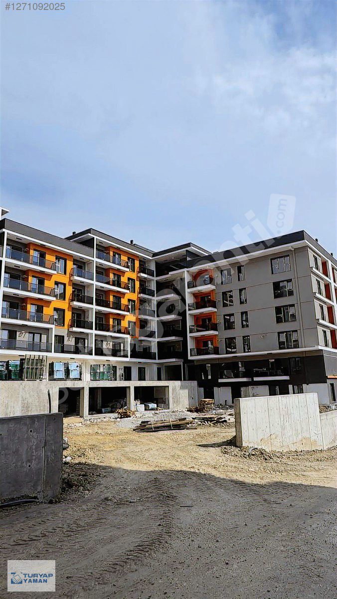 TURYAP YAMANDA LİDYA GARDEN SİTESİNDE 2. ETAPTA 3+1 DAİRE