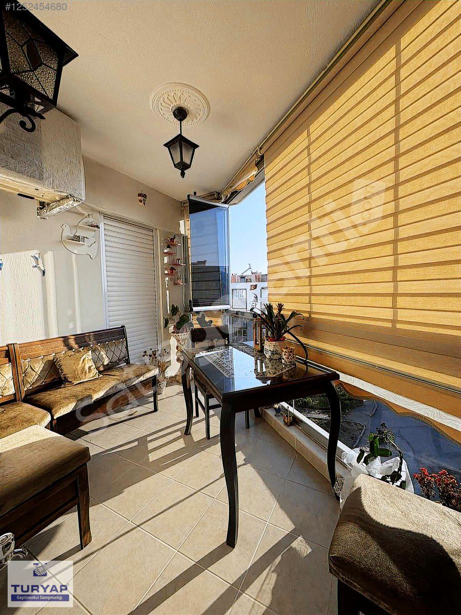 TURYAP'TAN TİRE HÜRRİYET MAH. AVM YANI 3+1 GENİŞ SATILIK DAİRE