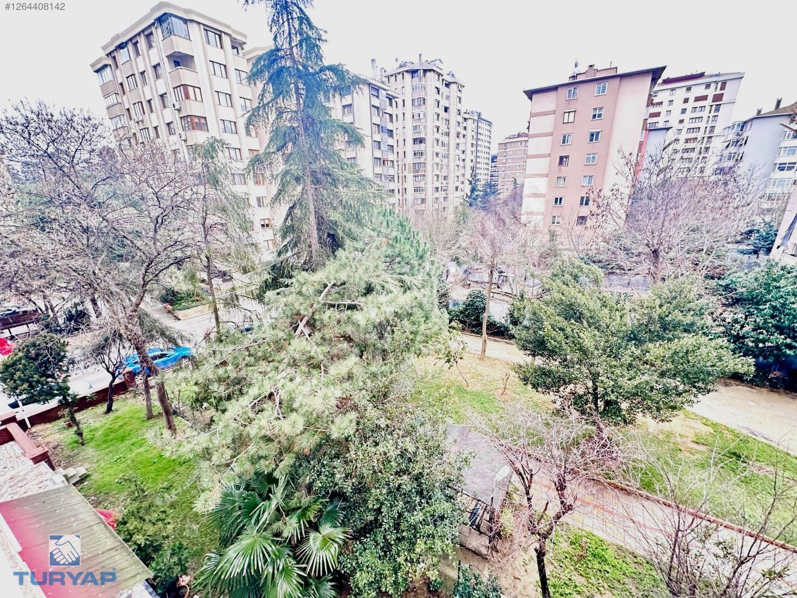 TURYAP'TAN MİNİBÜS CADDESİNE YAKIN KONUMDA ARAKAT BALKONLU 3+1