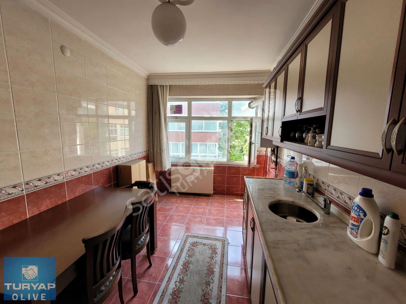 Bayrampaşa Yıldırım Mahalle'sinde Satılık 2+1 Daire