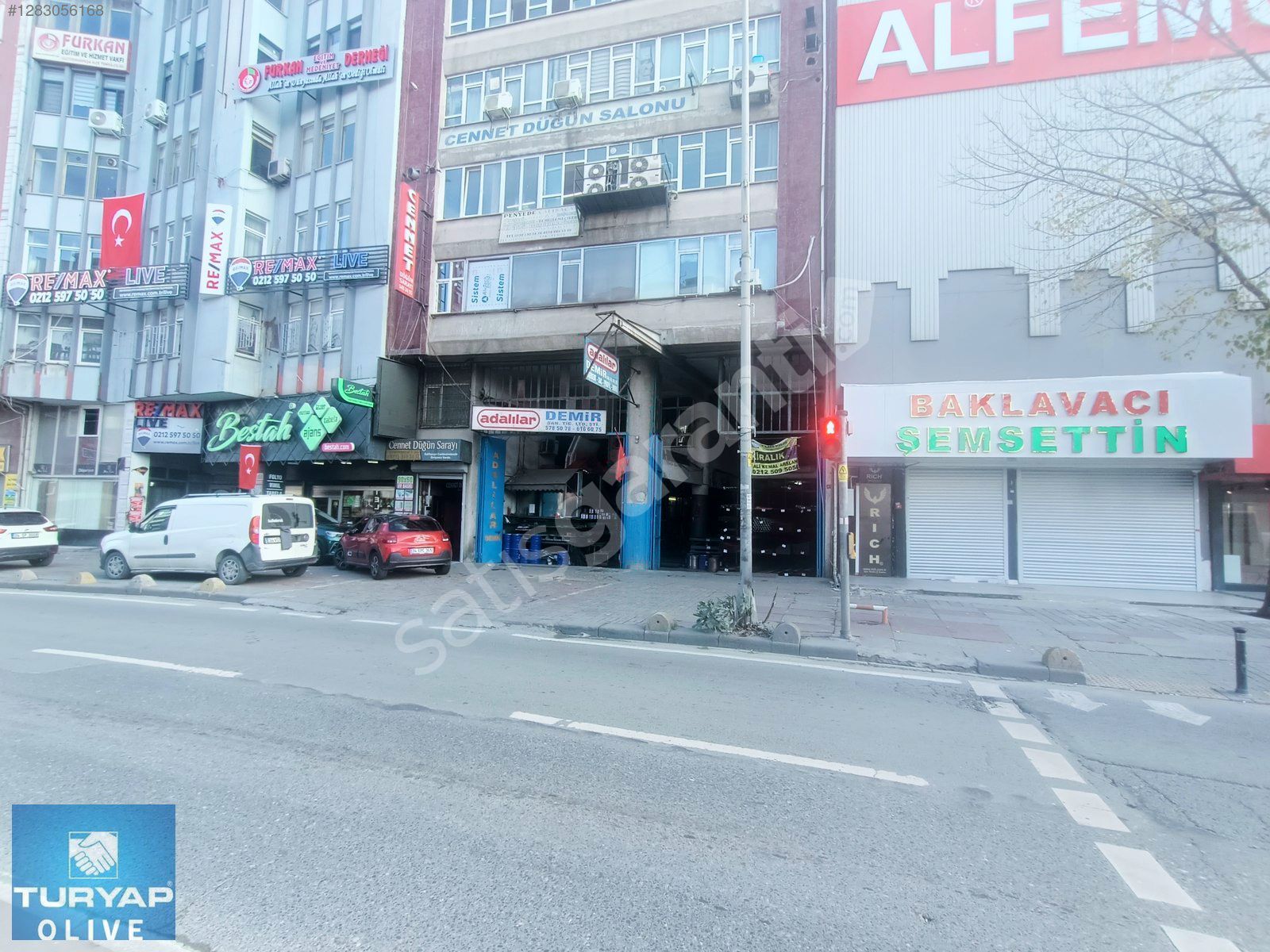 Gaziosmanpaşa Uluyol Bereç durağında 3 katlı kiralık işyeri