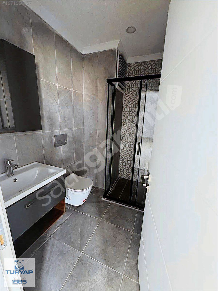 UĞUR MUMCU DA ADALAR MANZARALI LÜKS 4+1 DAİRE