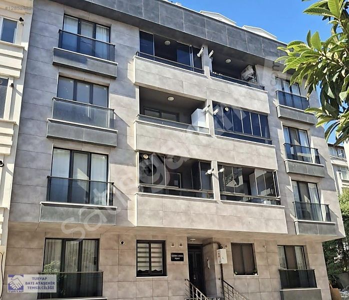 AVCILAR CUMHURİYET CADDESİNE YAKIN 2+1 SIFIR ARAKAT KİRALIK