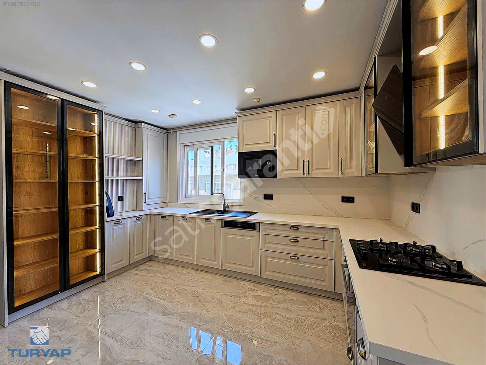 TURYAP'TAN GÖZTEPE OYUNCAK MÜZESİNE KOMŞU KATTA TEK 4+1 175M2