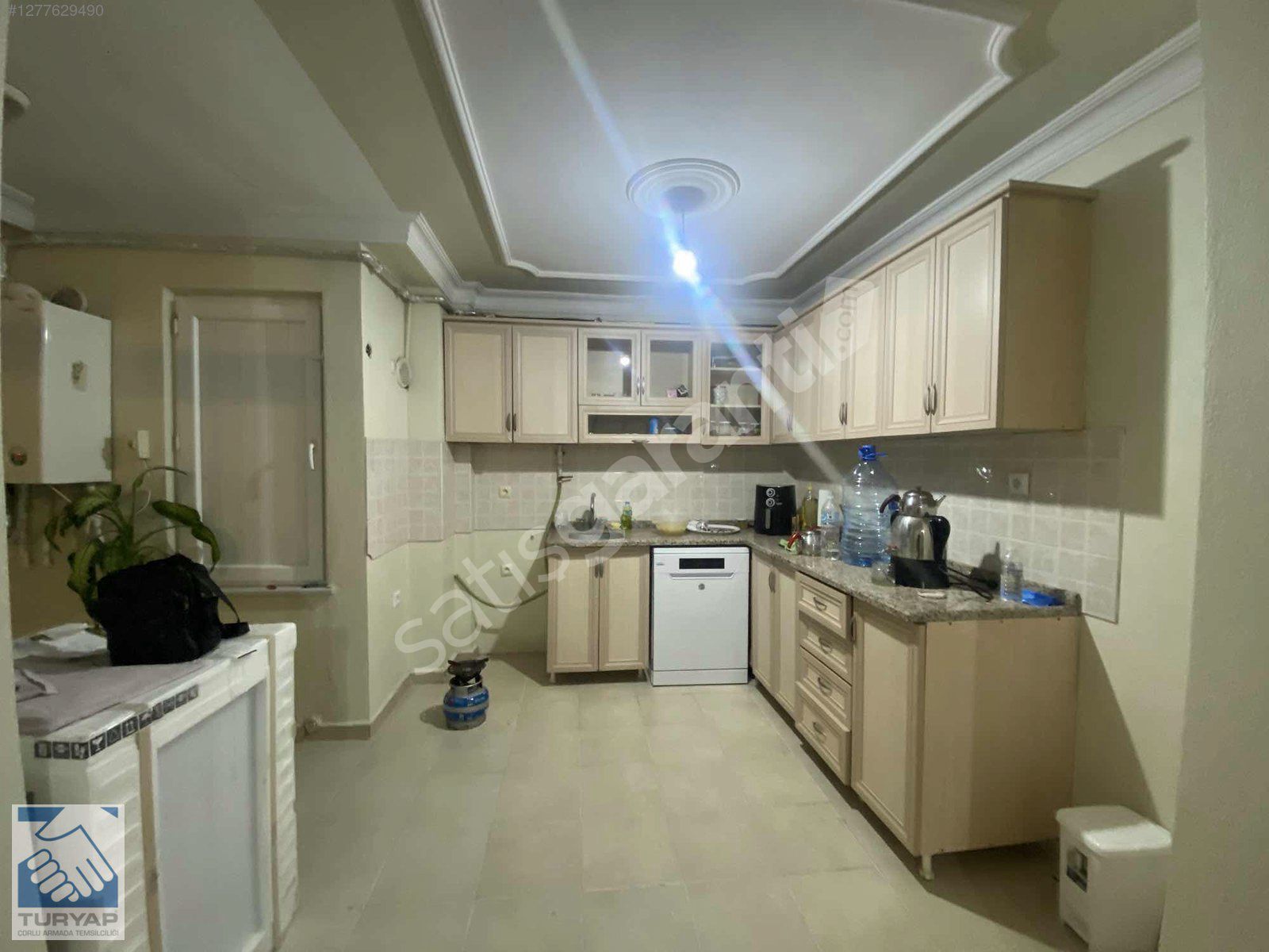 ATATÜRK BULV. VE SGK'YA YAKIN 2008 YAPIMI 2+1 SATILIK DAİRE