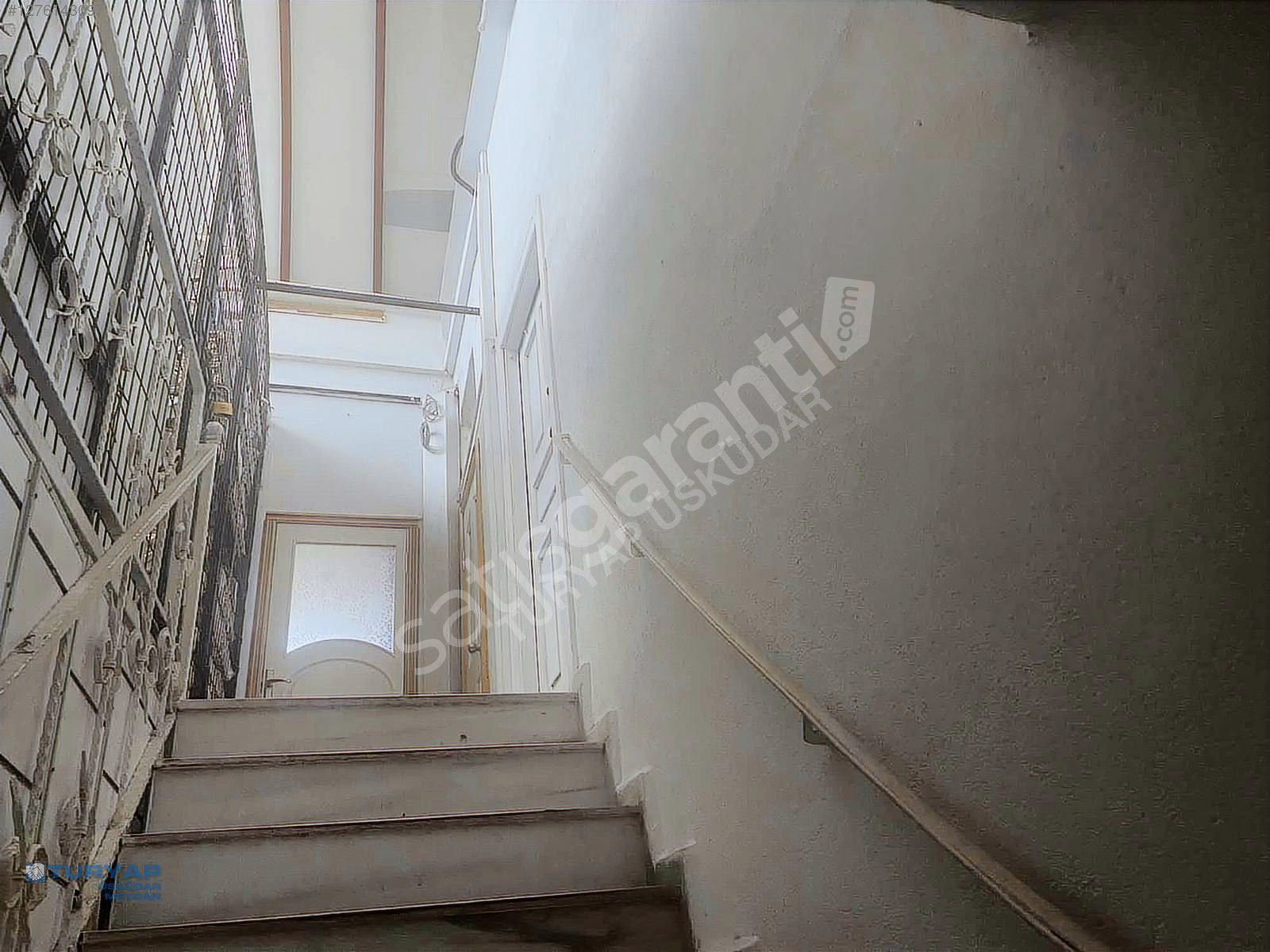 Mercan ağa da satılık büro