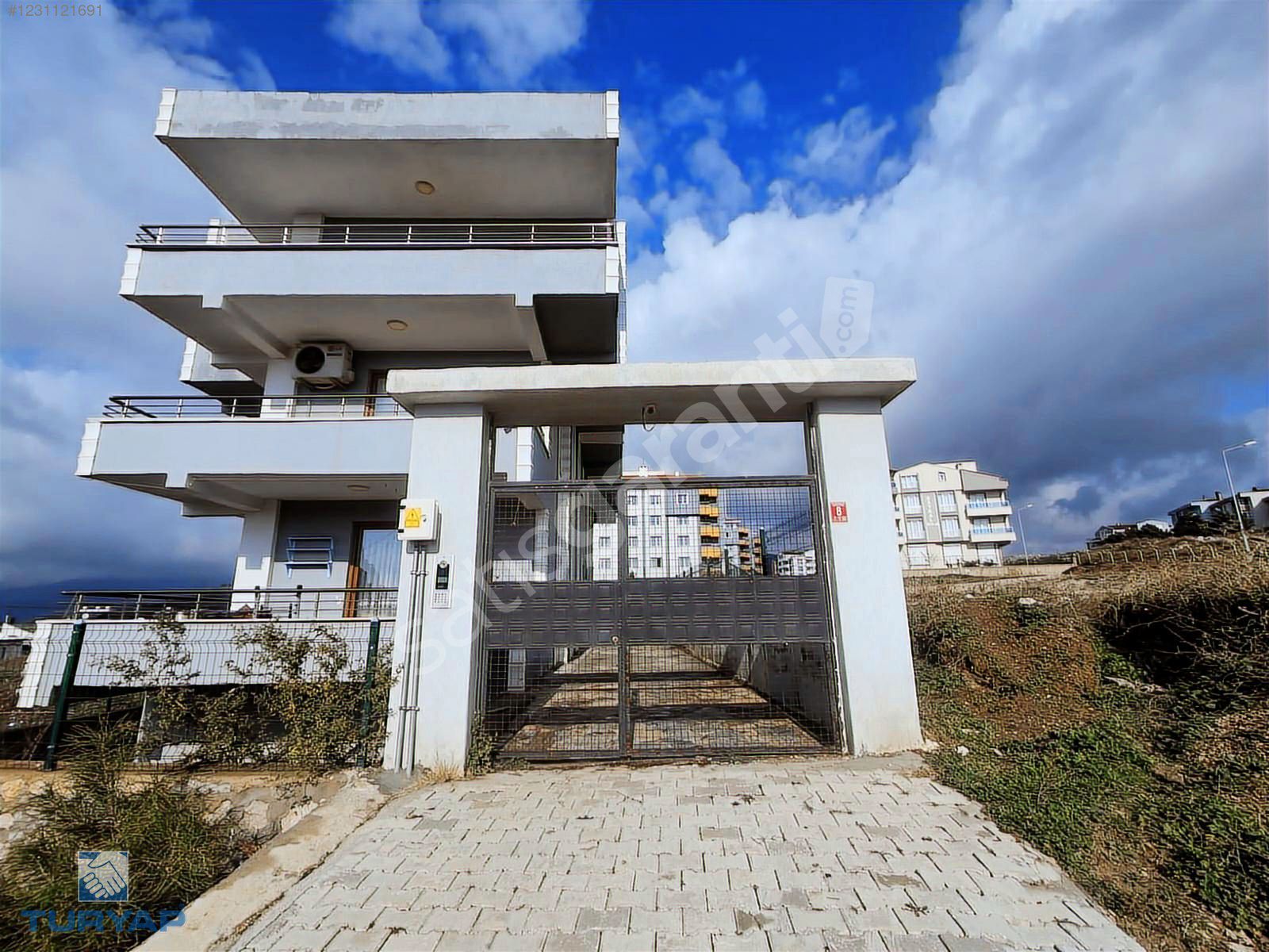 TURYAP'TAN ATATÜRK MAH.DENİZ MANZARALI 4 DAİRELİ KOMPLE BİNA