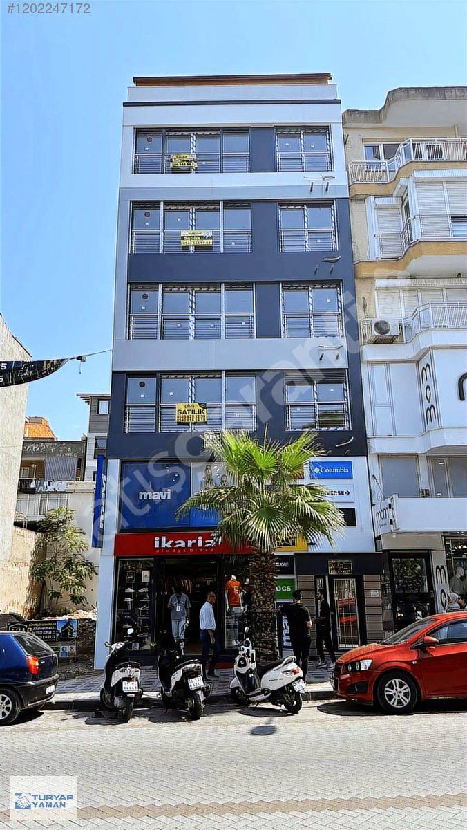 TURYAP YAMANDAN ATATÜRK BULVARINDA 150 M² 3+1 ARA KAT SIFIR