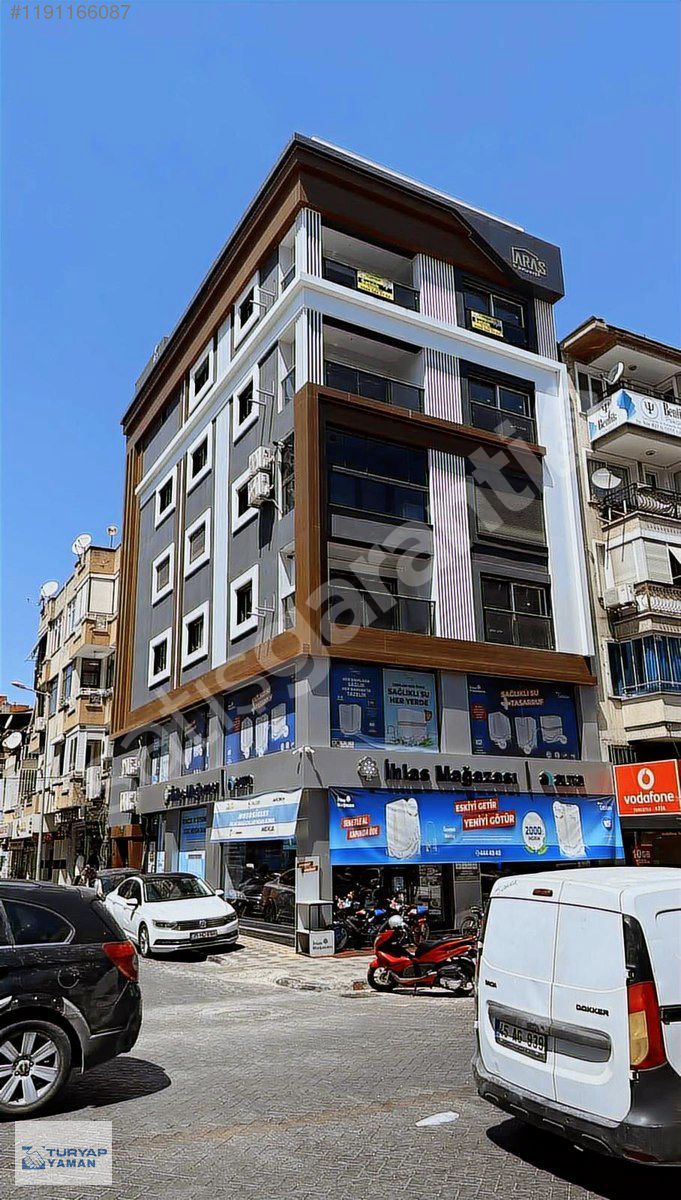 TURYAP YAMANDAN ATATÜRK BULVARINDA 40 M² SIFIR 1+1