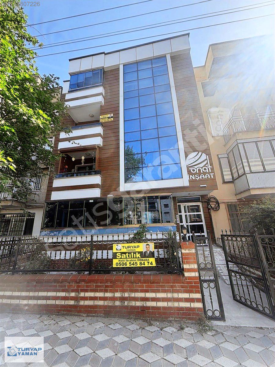 TURYAP YAMANDAN CUMHURİYET MAHALLESİ ÇAMLICA YOLU SATILIK 3+1