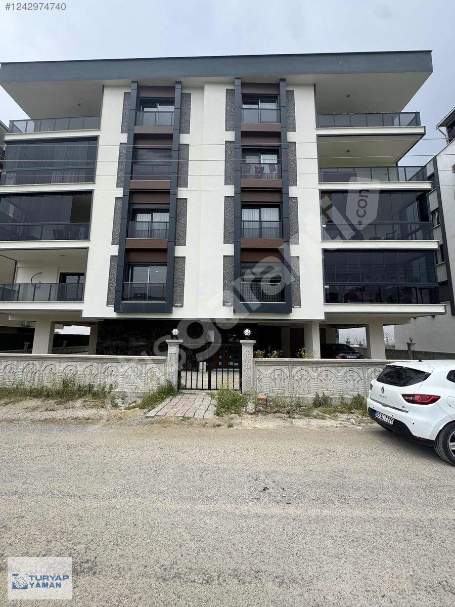 TURYAP YAMAN'DA ERGENEKON MAHALLESİNDE YERDEN ISITMALILÜKS DAİRE