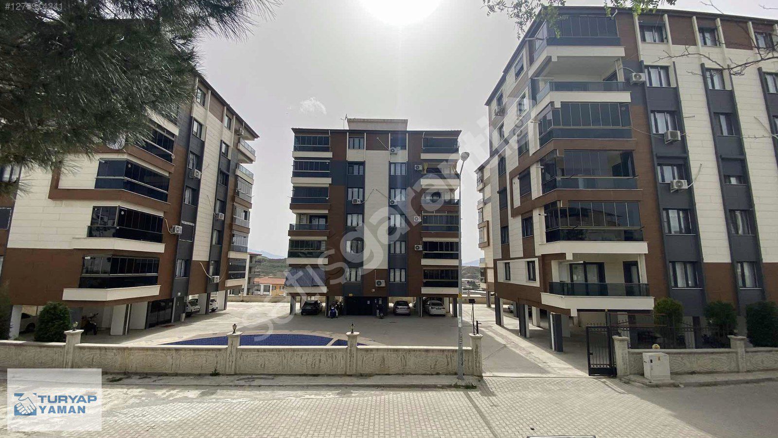 TURYAP YAMANDAN SELVİLİTEPEDE SİTE İÇERİSİNDE KİRALIK 3+1