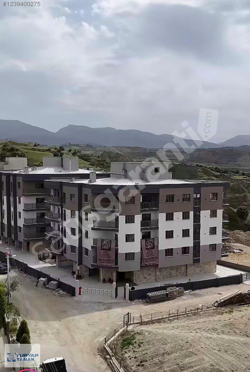 TURYAP'TAN ERGENEKON'DA SİTE İÇİ-KÖŞE-ÖNÜ AÇIK-SATILIK 2+1 DAİRE