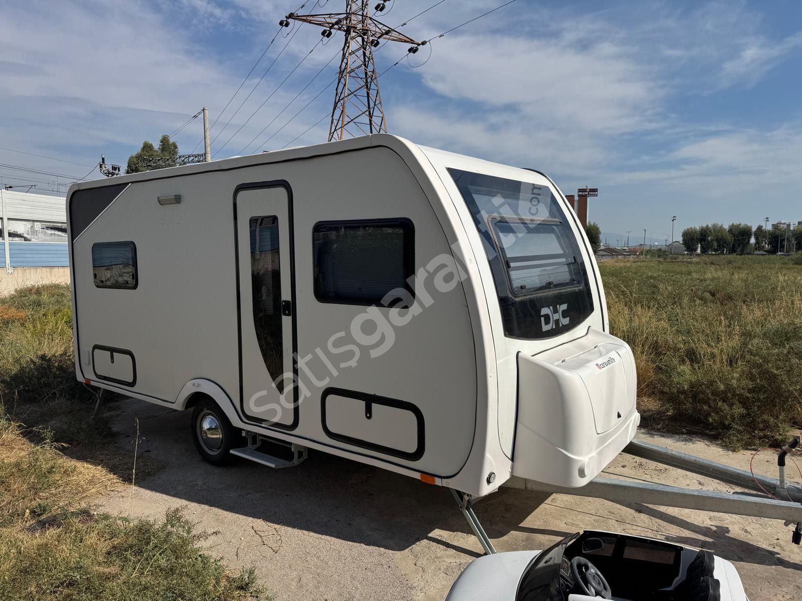 TERTEMİZ SIFIR AYARINDA ÇEKME KARAVAN 