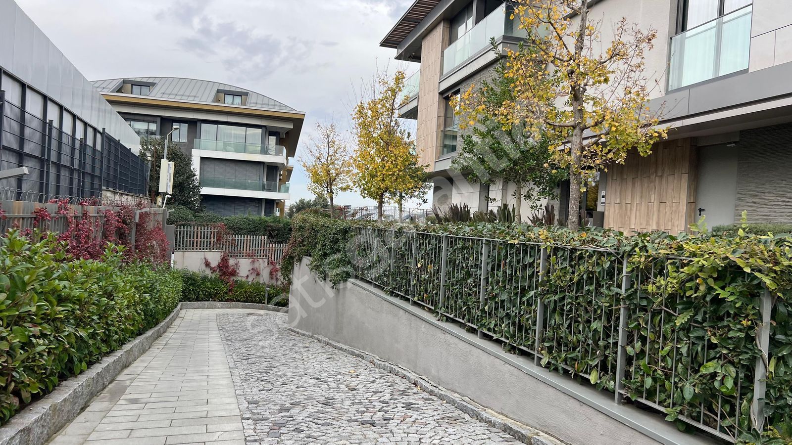 NİDAPARK PANORAMA'da Balkonlu & Büyük Teraslı Geniş 3+1