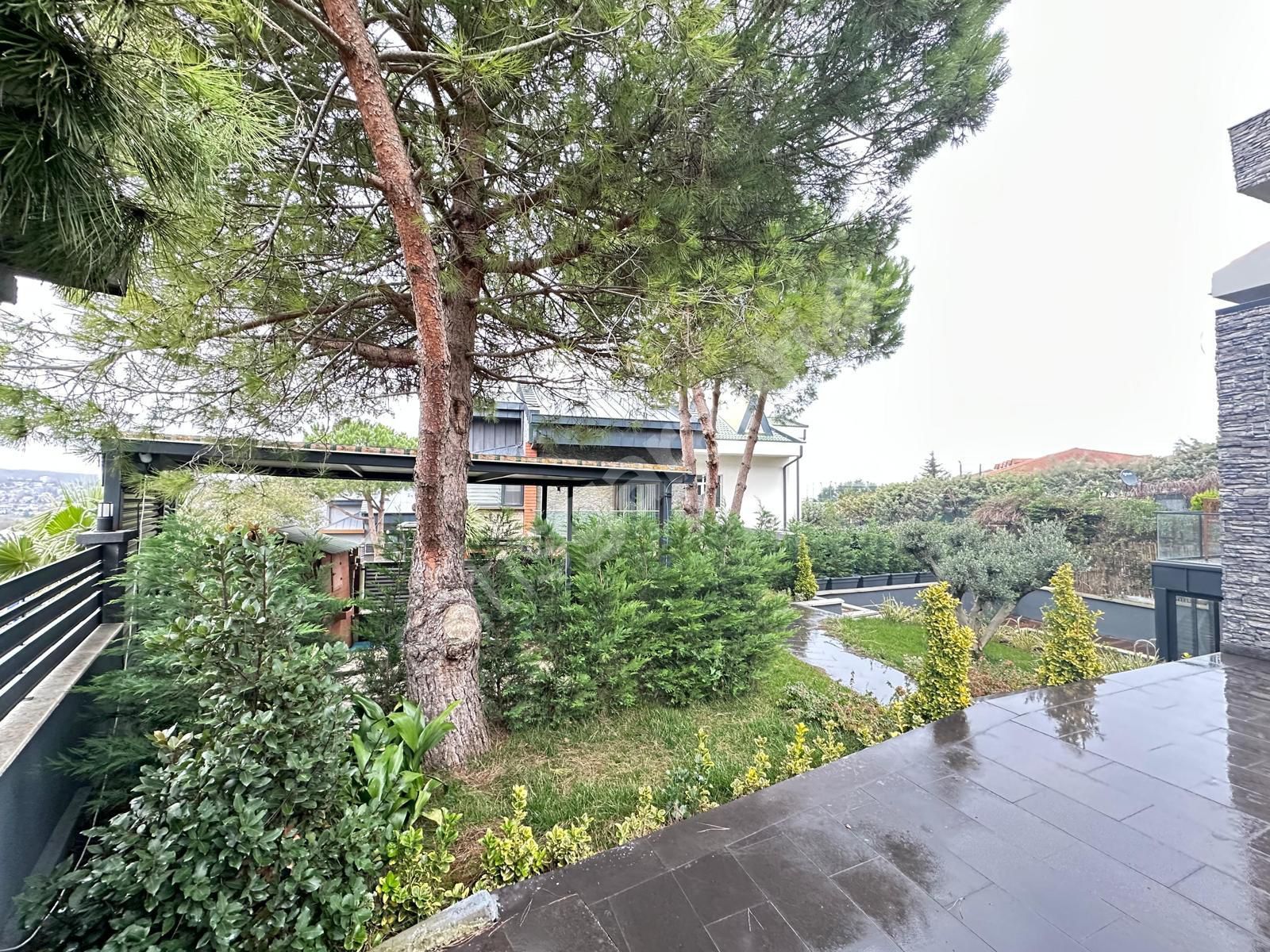 ZEKERİYAKÖY ORMANADA ŞEREFİYELİ DENİZ MANZ H700 SATILIK VİLLA