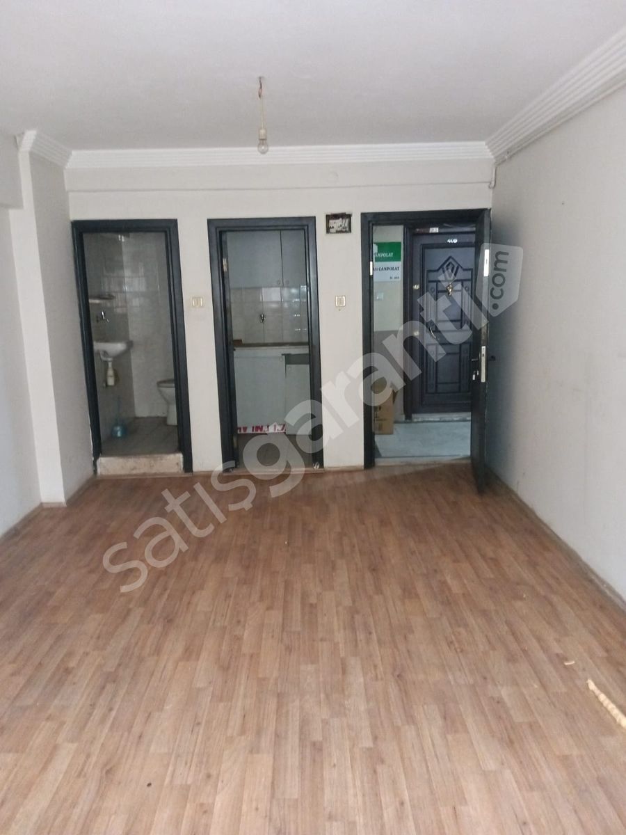 Bursa Osmangazi Kırcaali Mah Kent Meydanı yakını acil satılık ofis