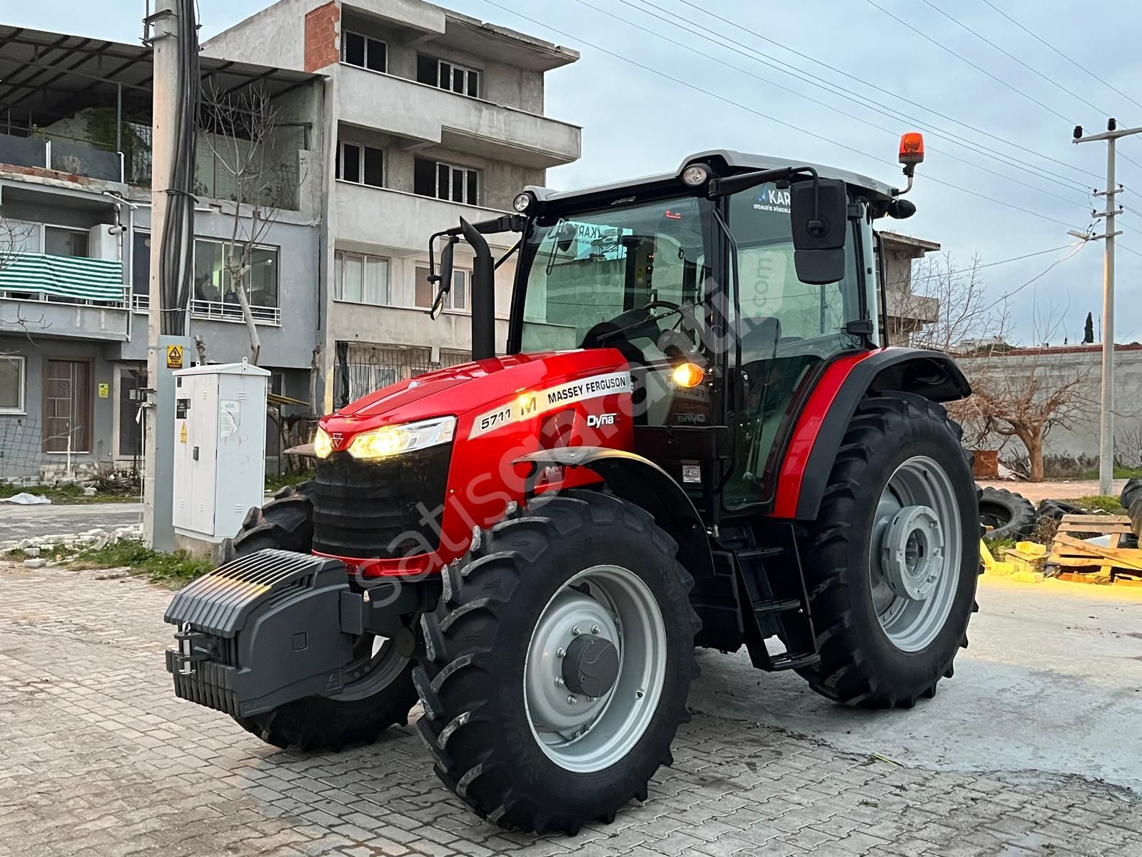 MASSEY 5711M SIFIR AYARINDA