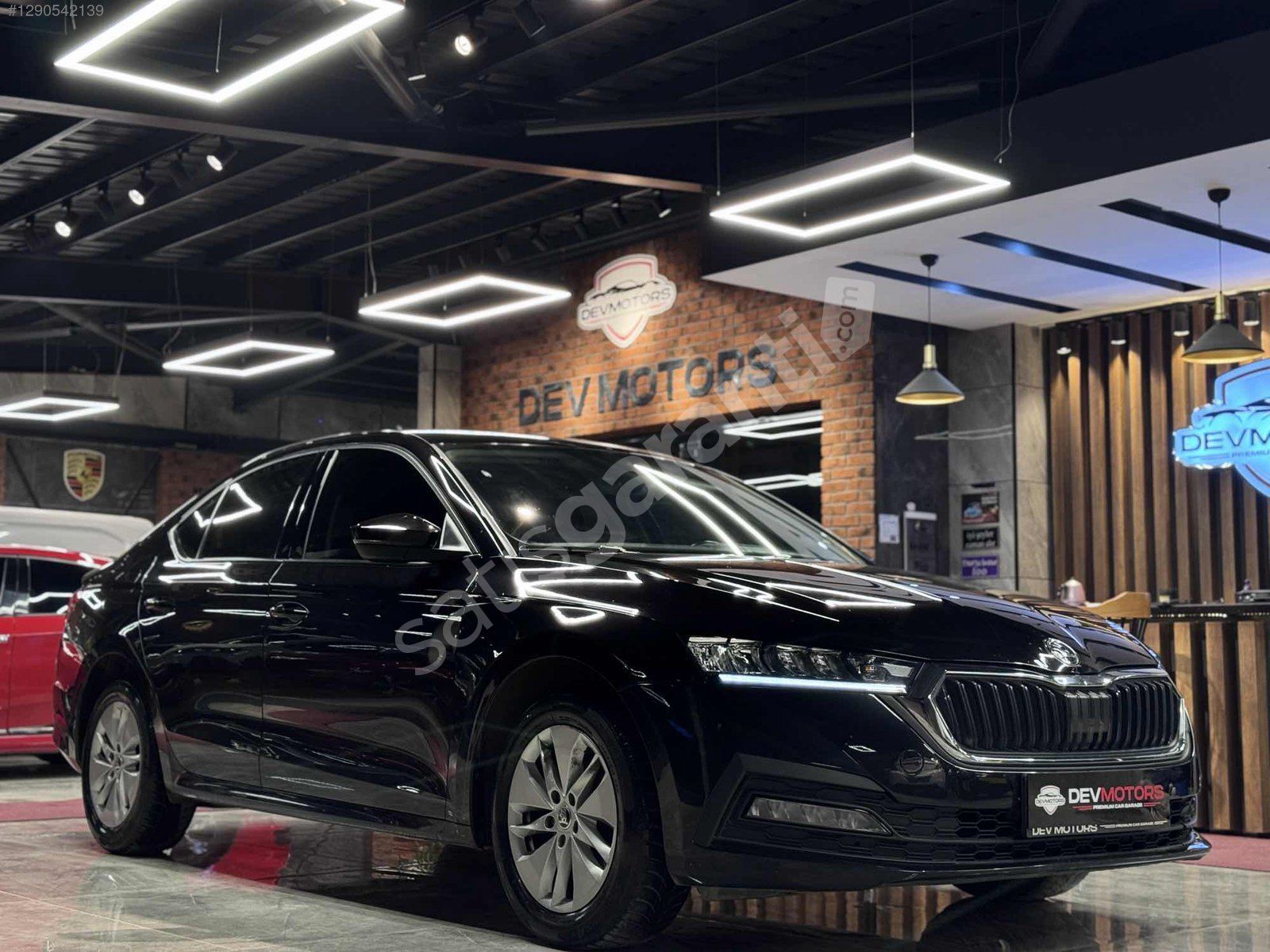 DEV MOTORS'TAN 2021 SKODA OCTAVİA 1.0 TSİ E-TEC ELİTE 116.450 KM