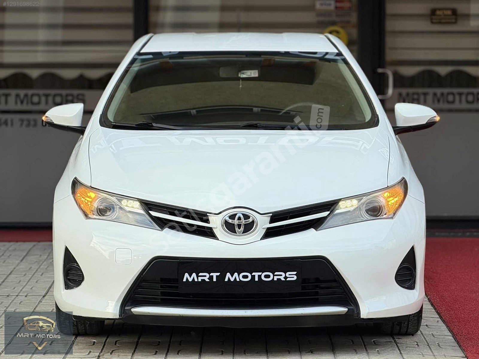 HATASIZ BOYASIZ / 132.OOO KM / 2015 / EMSALSİZ / AURİS LİFE