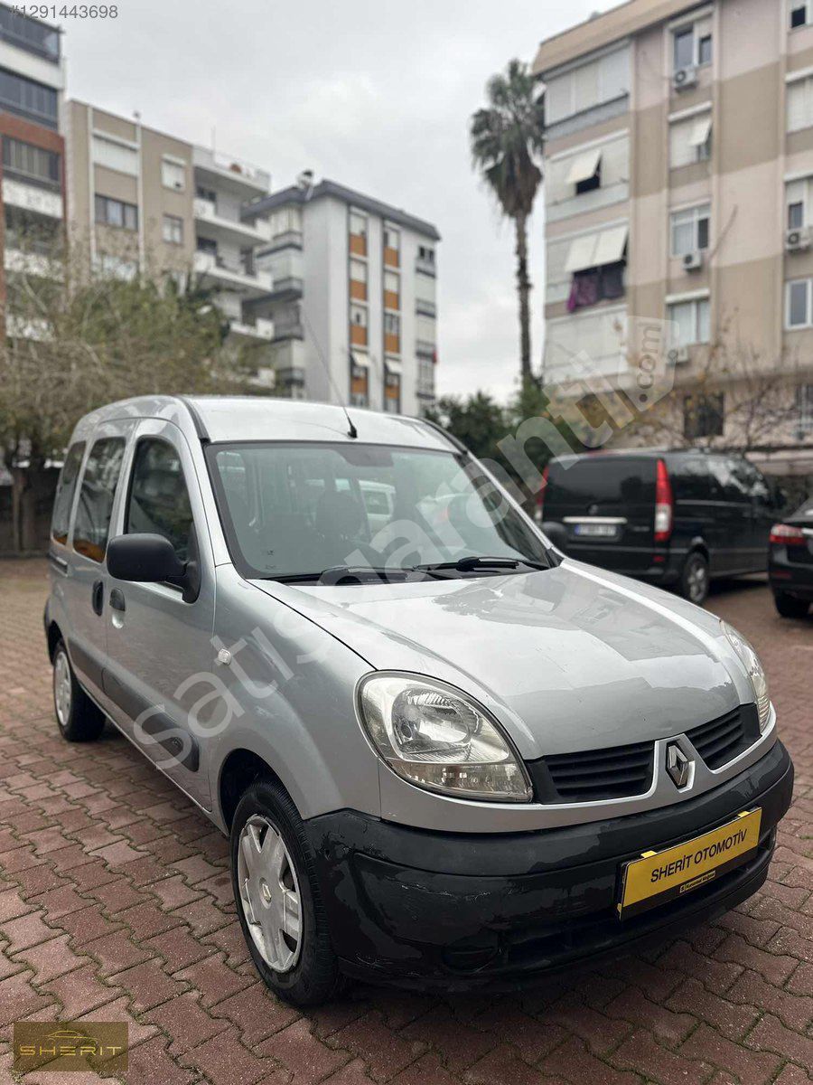 SHERİT'TEN EMSALSİZ TEMİZLİKTE 2008 KANGO 1.5 dCI