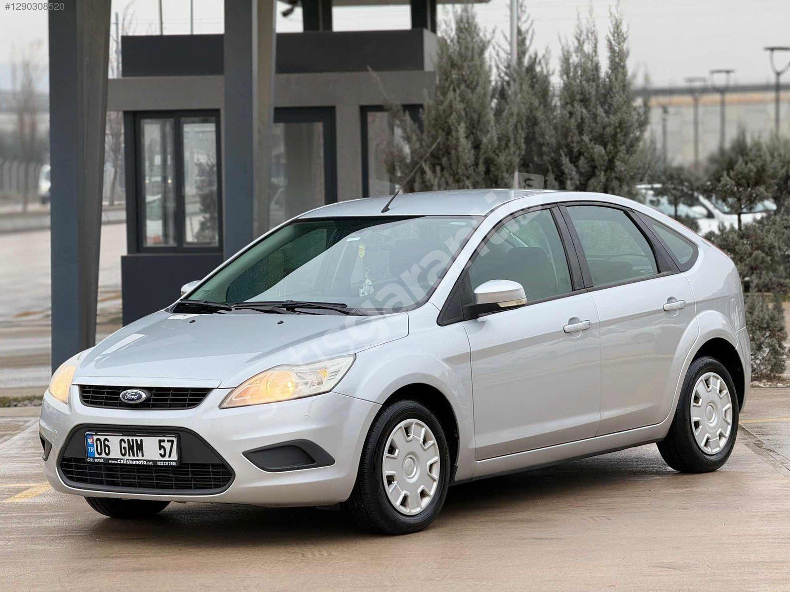 İLK SAHİBİNDEN HATASIZ 110 LUK DEĞİŞENSİZ FORD FOCUS