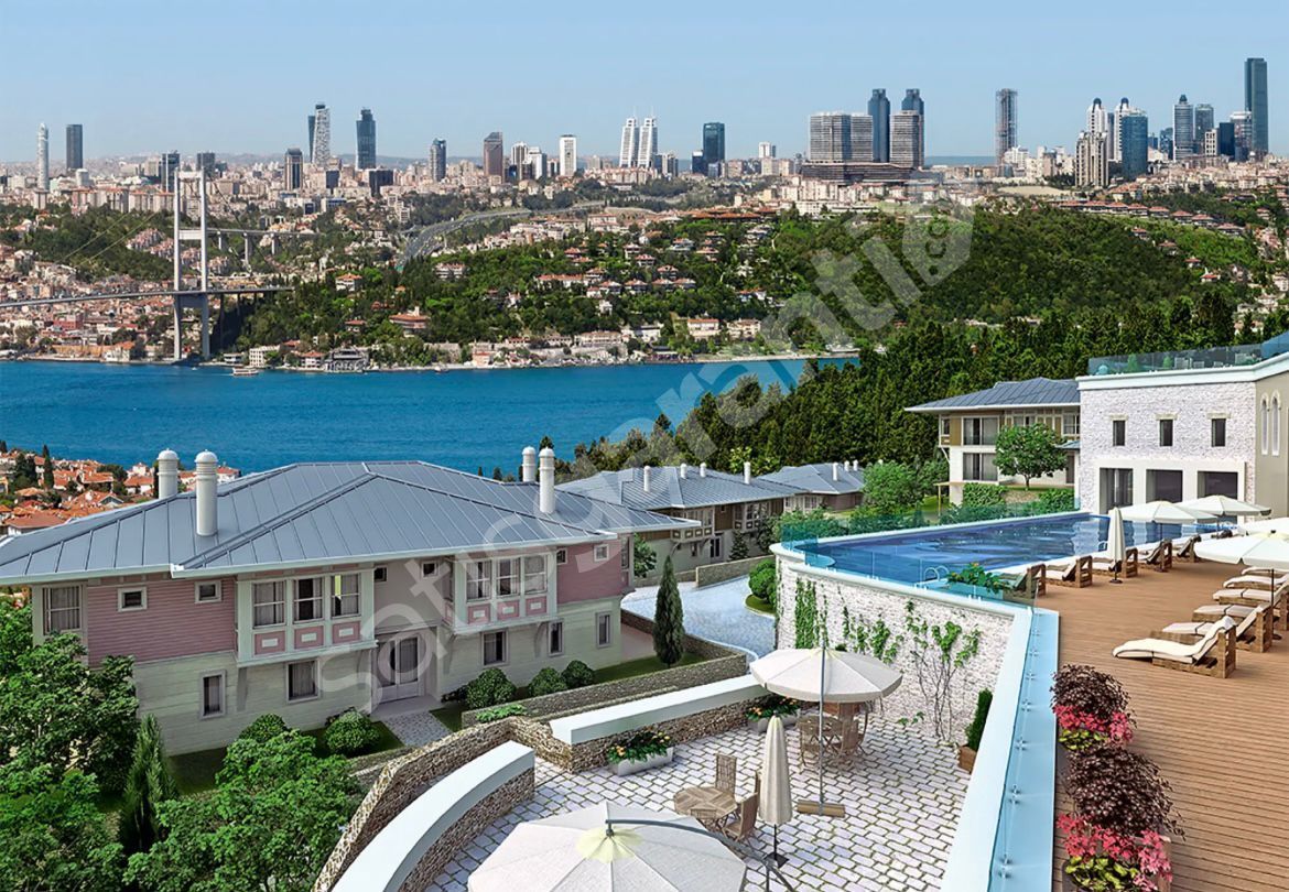 BEYLERBEYİ ANTTERAS SİTESİNDE SATILIK HARİKA BAHÇE DUBLEKSİ