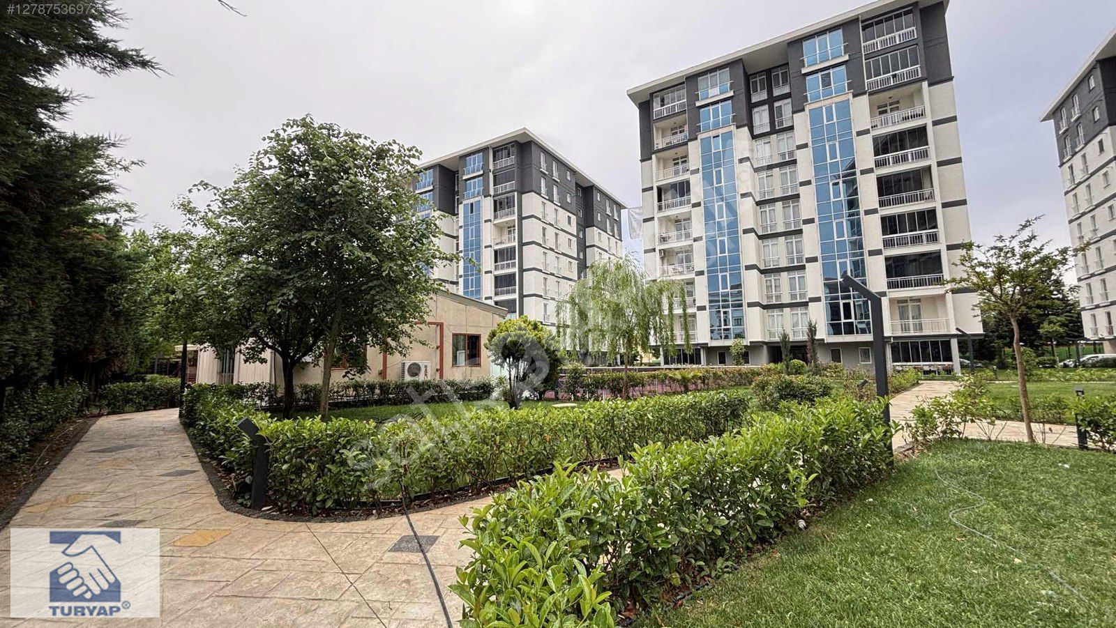 Çekmeköy Akasya evleri Brüt 148 m2 3+1 Satılık daire