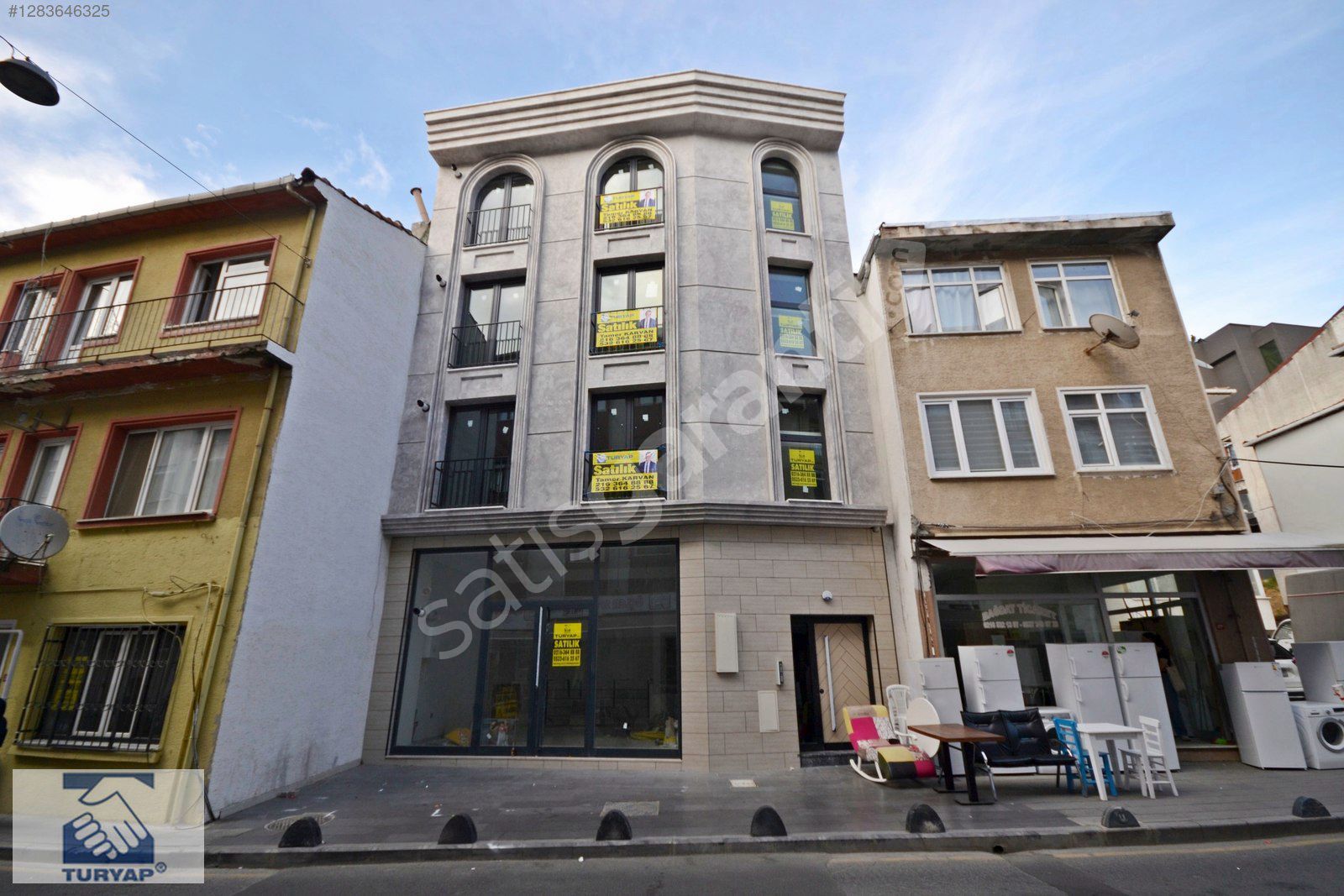 Üsküdar Mimarsinan Belediye Yanı Satılık Sıfır 1+1 'Tamer Karvan