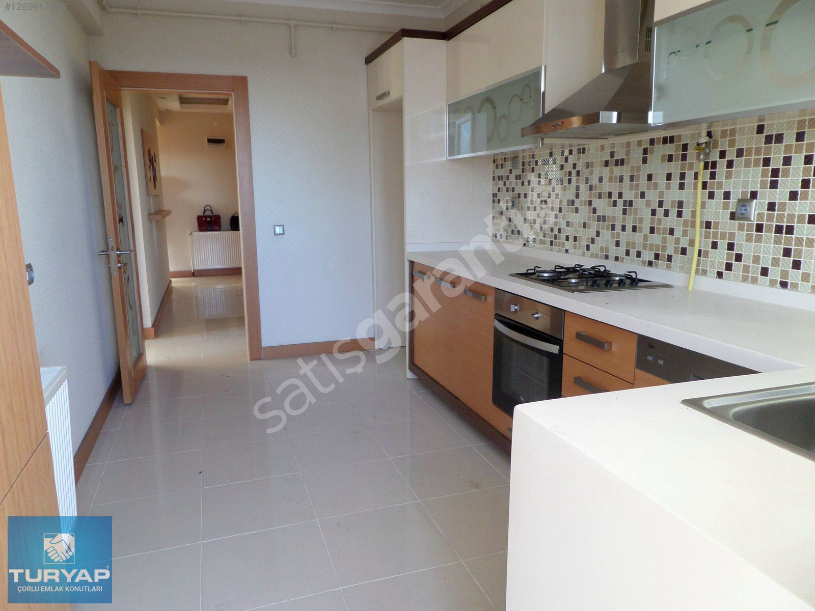 ESENTEPE MAH. VEZİROĞLU KONAKLARI'NDA 2+1 SATILIK DAİRE