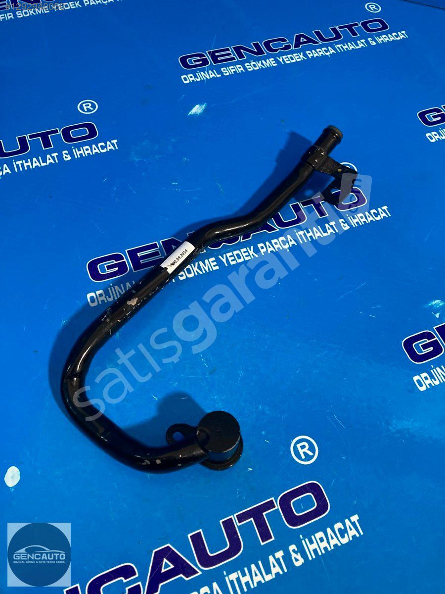 AUDİ A4 A5 MOTOR BLOK SU BORUSU SÖKME ORJİNAL 04L121065AJ