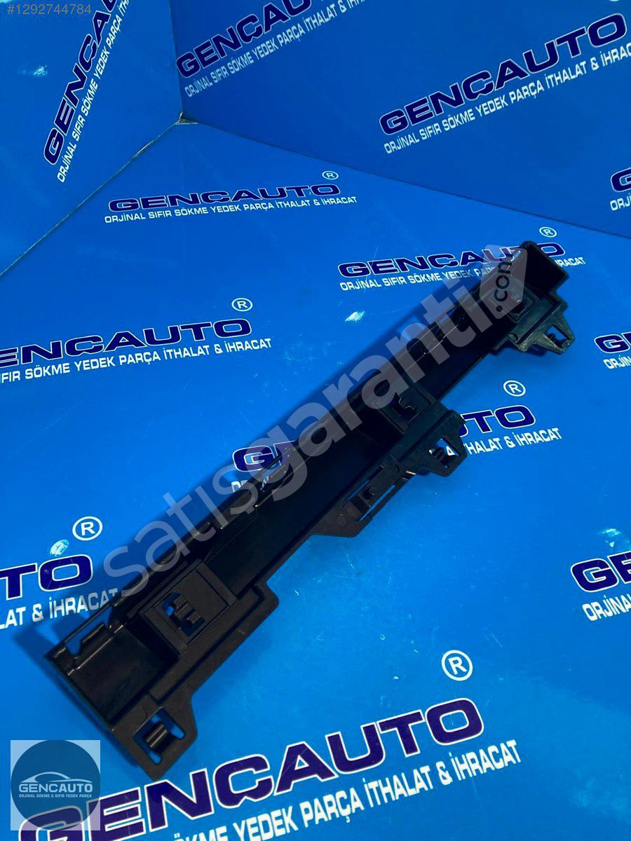 BMW F20 MARŞPİYEL İÇ BAKALİTİ SÖKME ORJ 51777240914 SAĞ ORTA