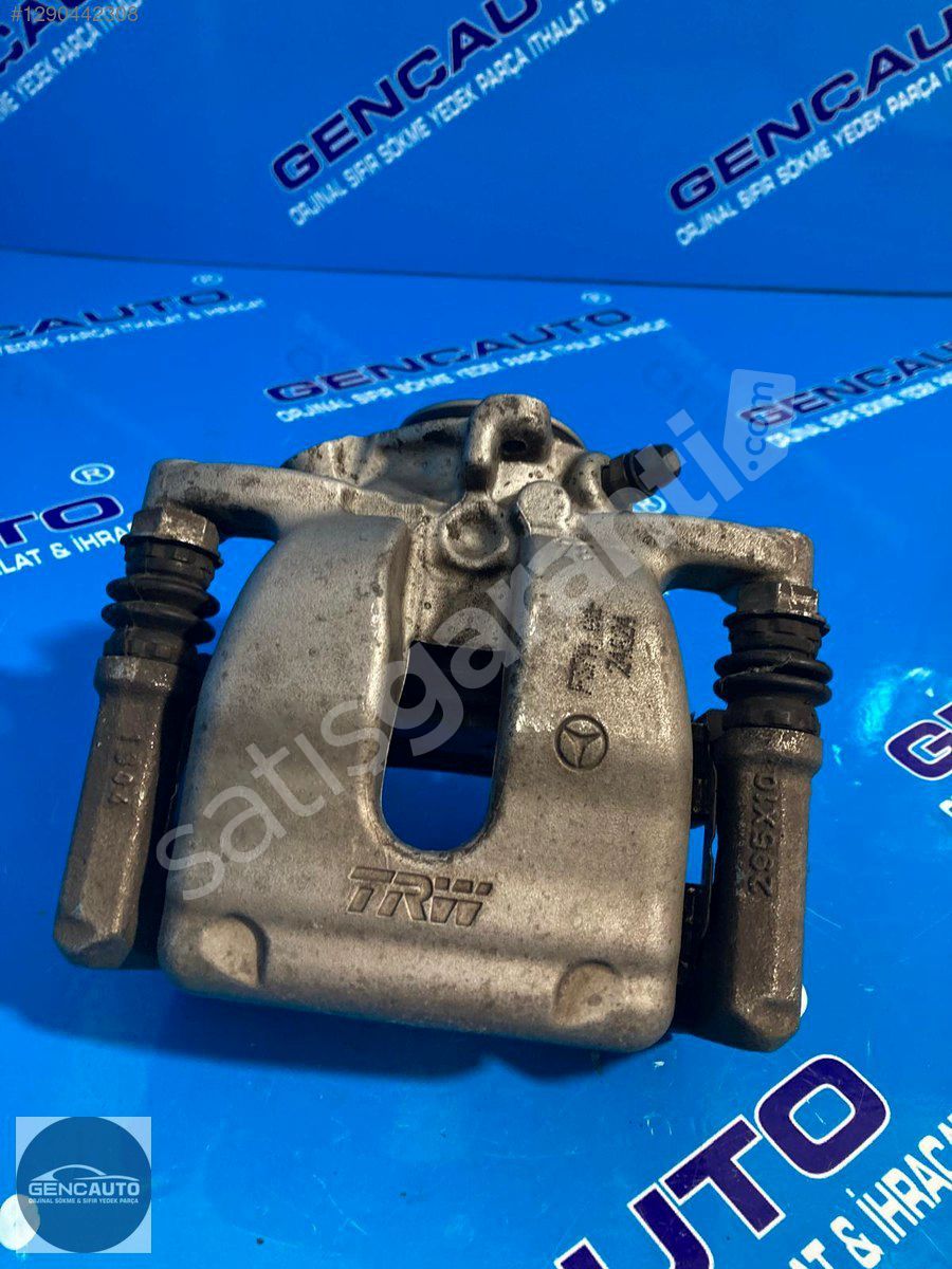 MERCEDES W117 CLA FREN KALİPERİ ARKA SÖKME ORJ A2464232498 SAĞ