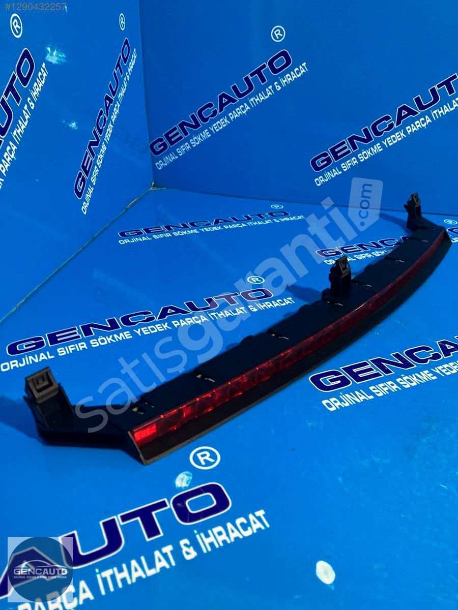 MERCEDES W204 GLK 3.STOP SIFIR ORJİNAL A2048201256