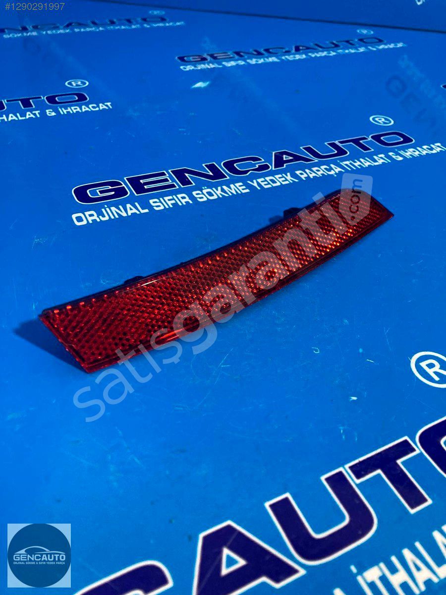 VW PASSAT B8 REFLEKTÖR ARKA TAMPON SIFIR ORJİNAL 3G0945104A SAĞ