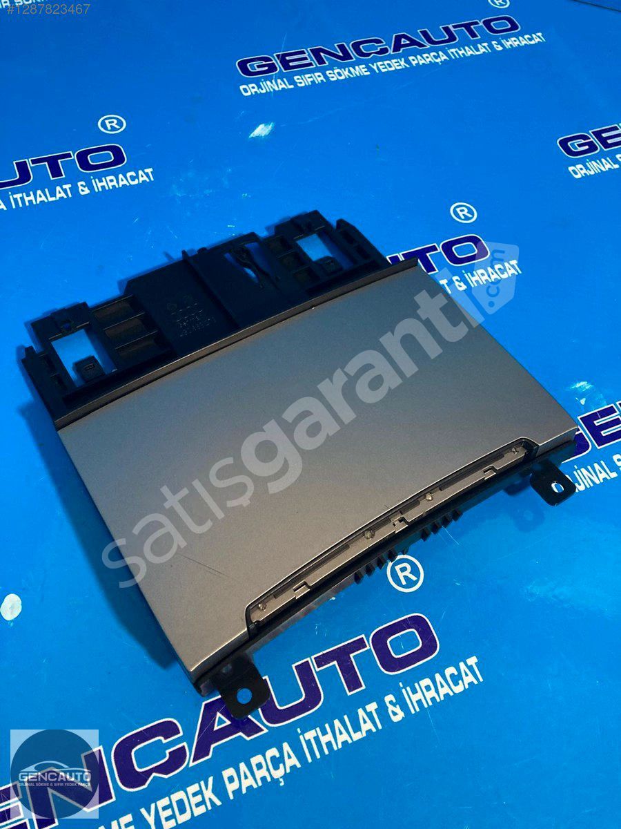 AUDİ A6 A7 ORTA KONSOL KÜLLÜK ÇEKMECE SÖKME ORJİNAL 4G0863273