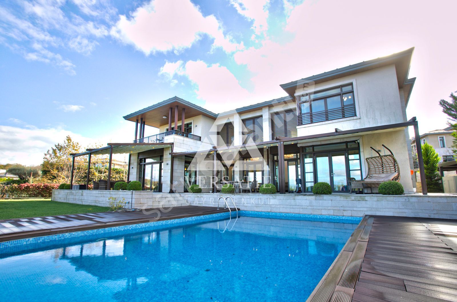 ZEKERİYAKÖY ORMANADA H700 TİP DENİZ MANZ KİRALIK VİLLA